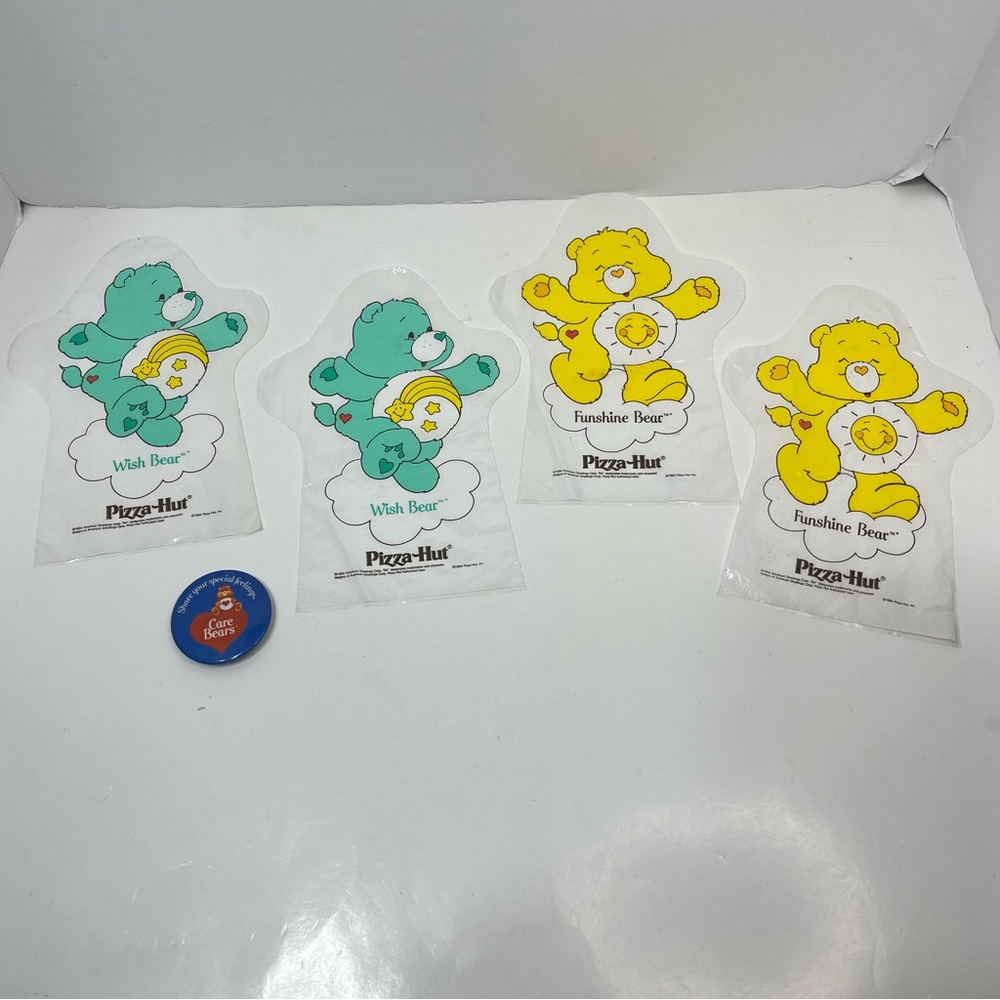 CARE BEARS Vintage 1984 Pizza Hut plastic hand puppets and button